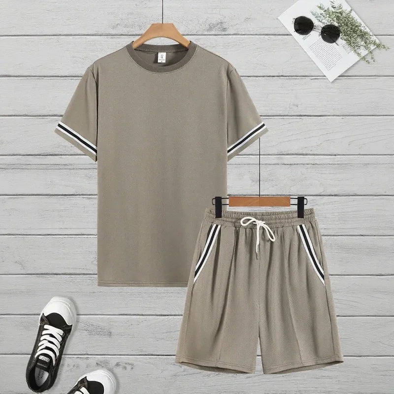 Conjunto Nexor™ con detalles en contraste y un estilo deportivo e informal