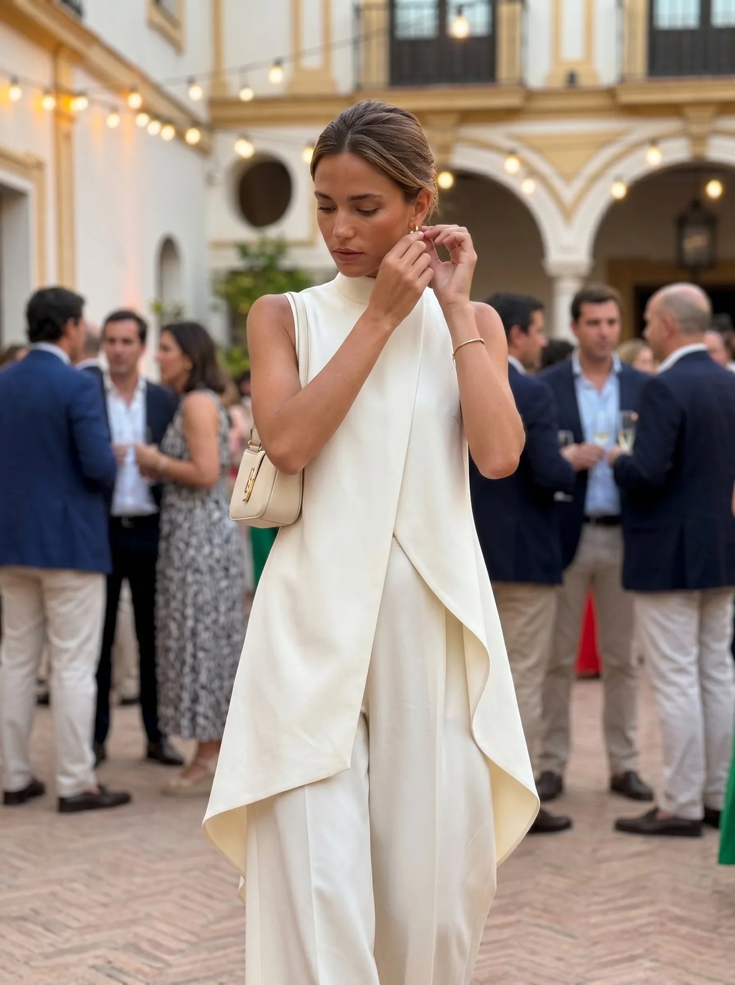 Conjunto Martina: elegancia moderna con un corte impecable