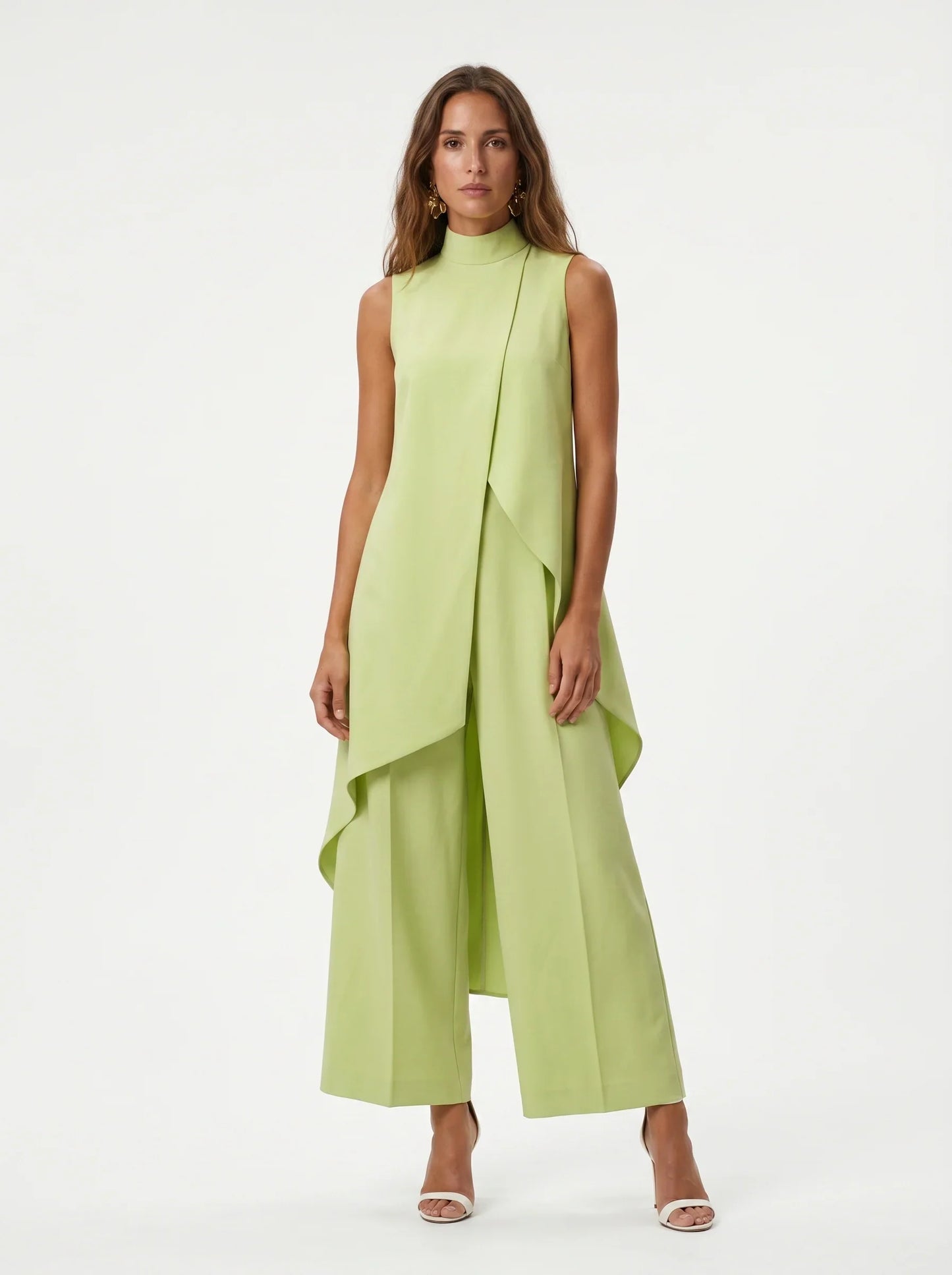 Conjunto Martina: elegancia moderna con un corte impecable