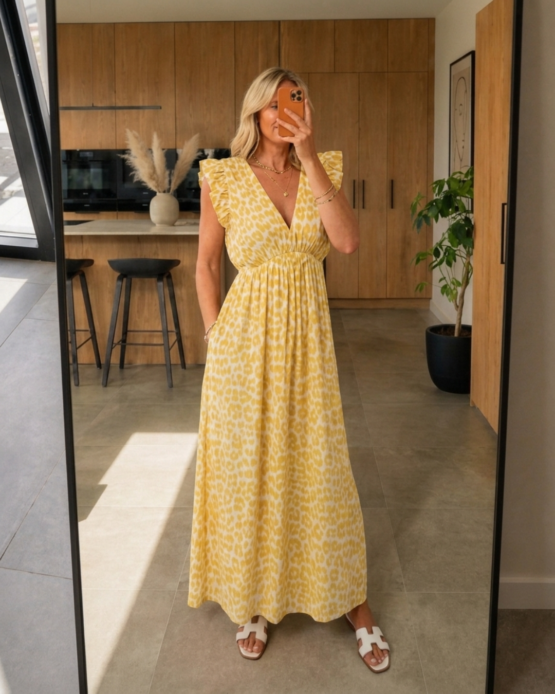 Vestido con volantes Leo