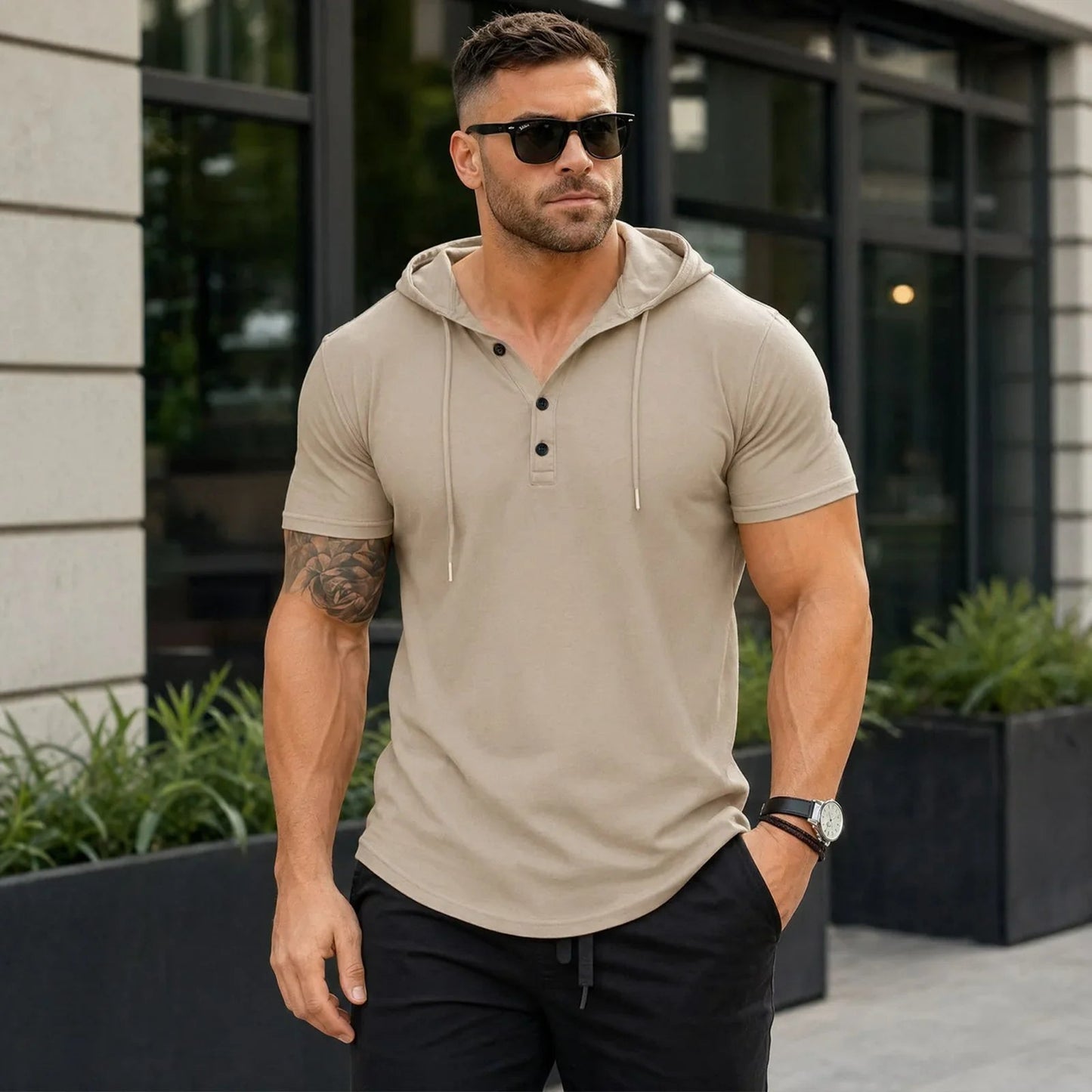 Camiseta con capucha y botonadura Austin™