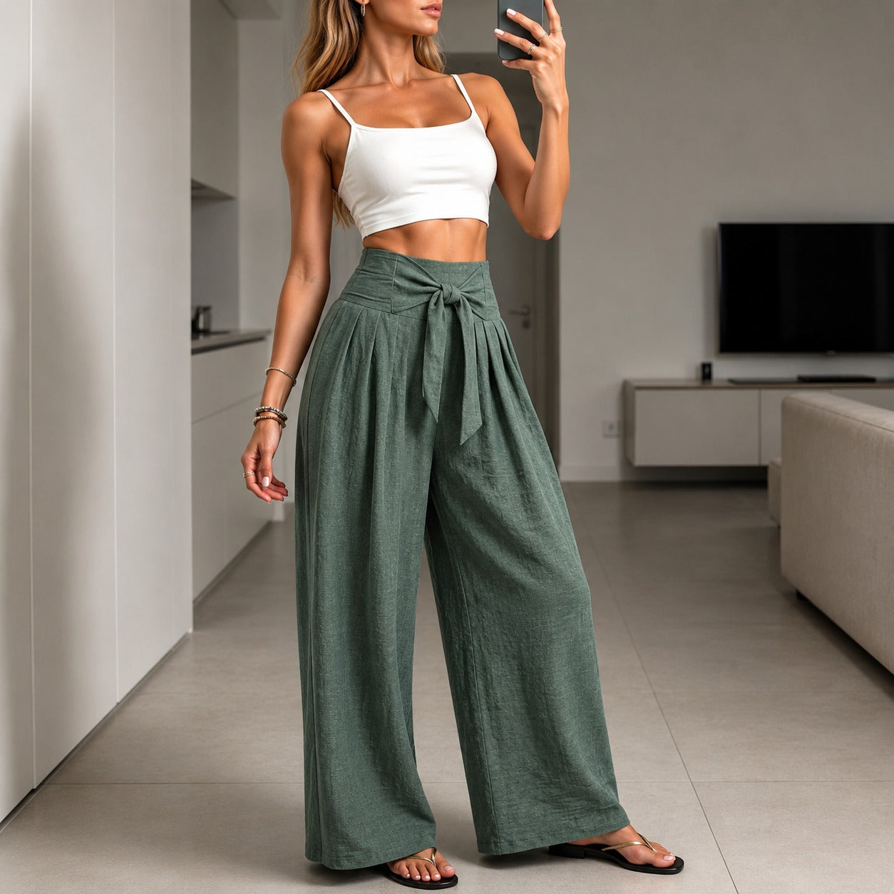 Pantalones Arielle™ con un elegante cinturón ajustable y una cintura con relieve