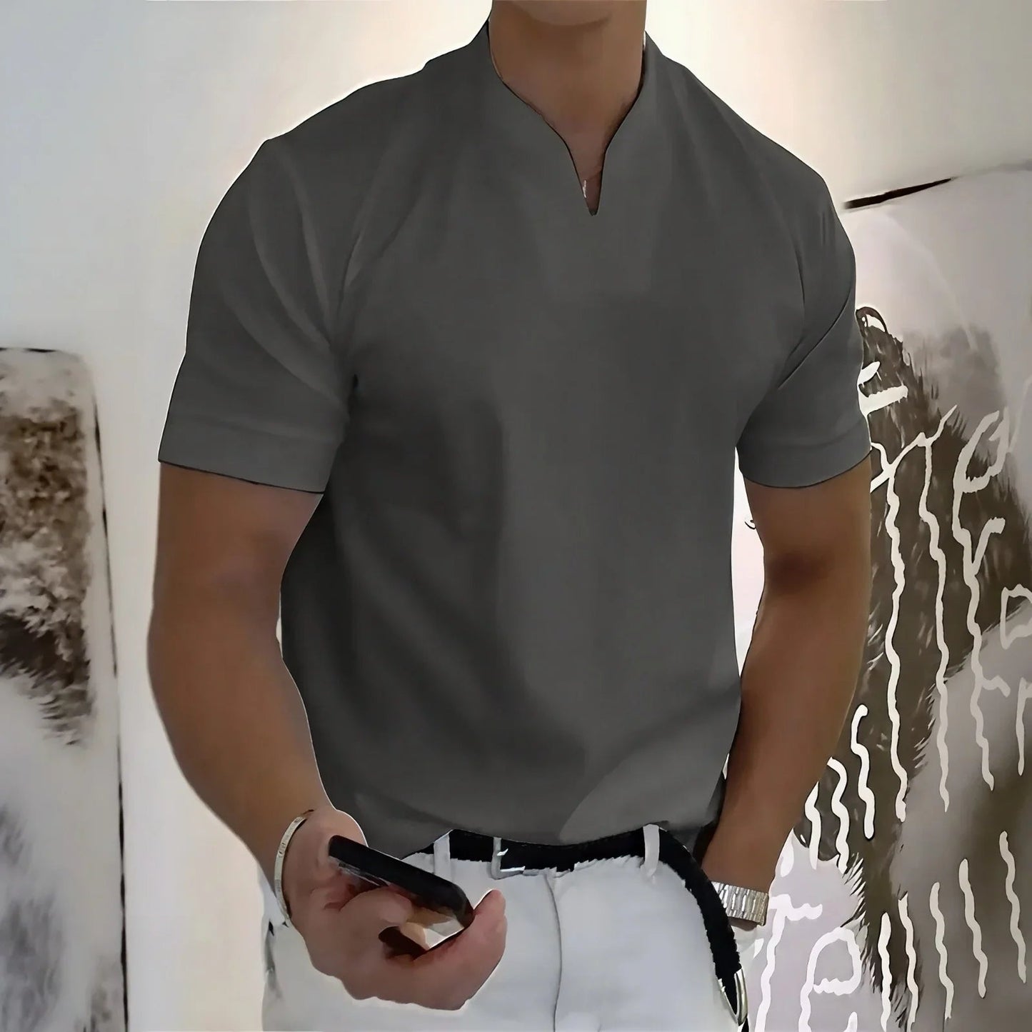 Camiseta Aureon de corte entallado y diseño minimalista